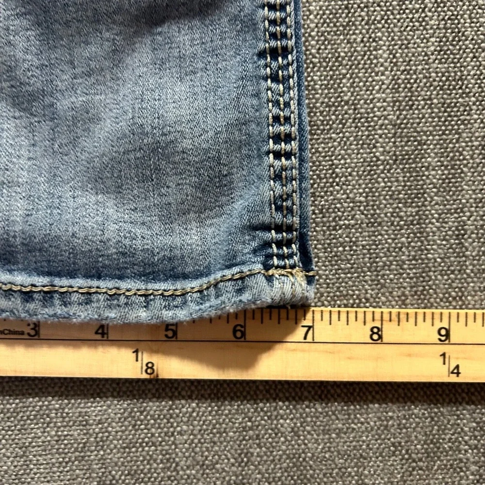 BKE Jake Straight Jeans Mens 32x32 Light Wash Distressed Stretch Denim